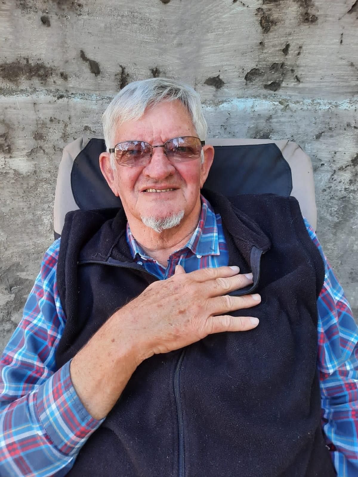 Koos Prinsloo het gewoeker met sy talente (geleenthede) – NG Kerke ...